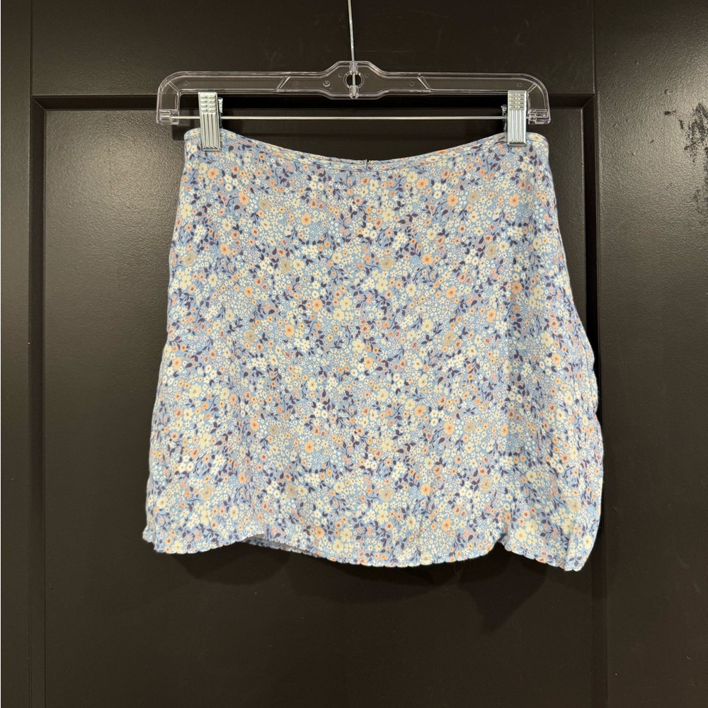 Wilfred mini skirt from Aritzia size 4!